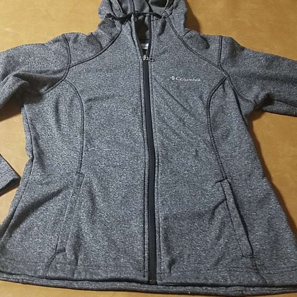 Columbia hoodie